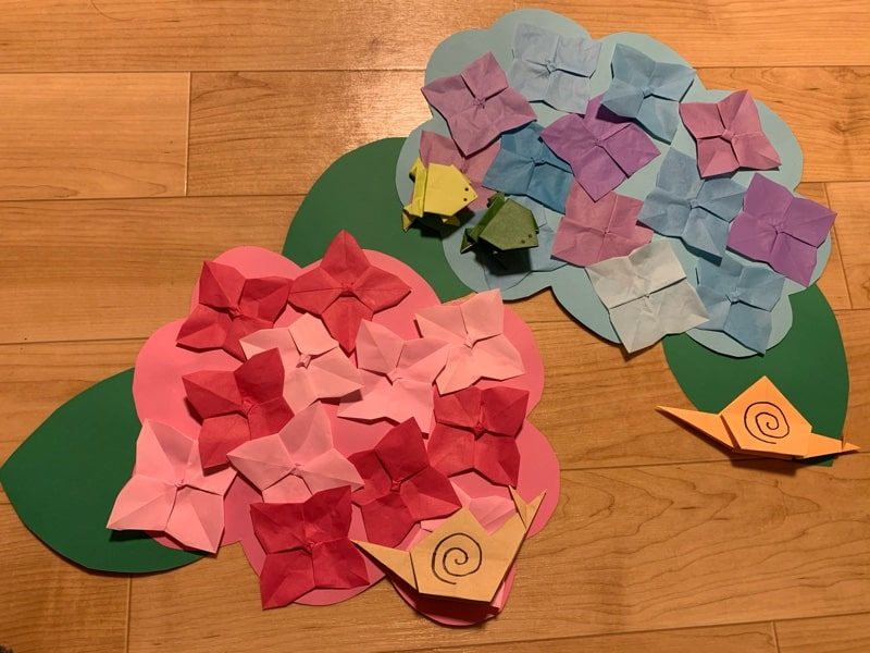 折り紙であじさいの簡単な折り方 6月は幼児も作れる梅雨の壁飾り