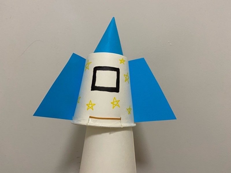 よく飛ぶ紙コップロケット工作の簡単な作り方と遊び方